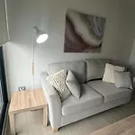 Departamento Entero, Cerca Plaza Egana, Estacionamiento Gratis